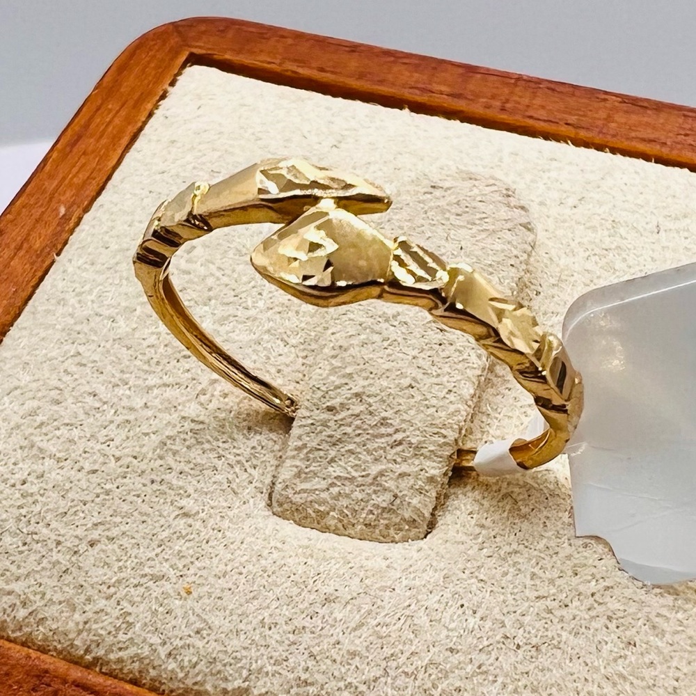 18k Solid Gold Serpentine Ring